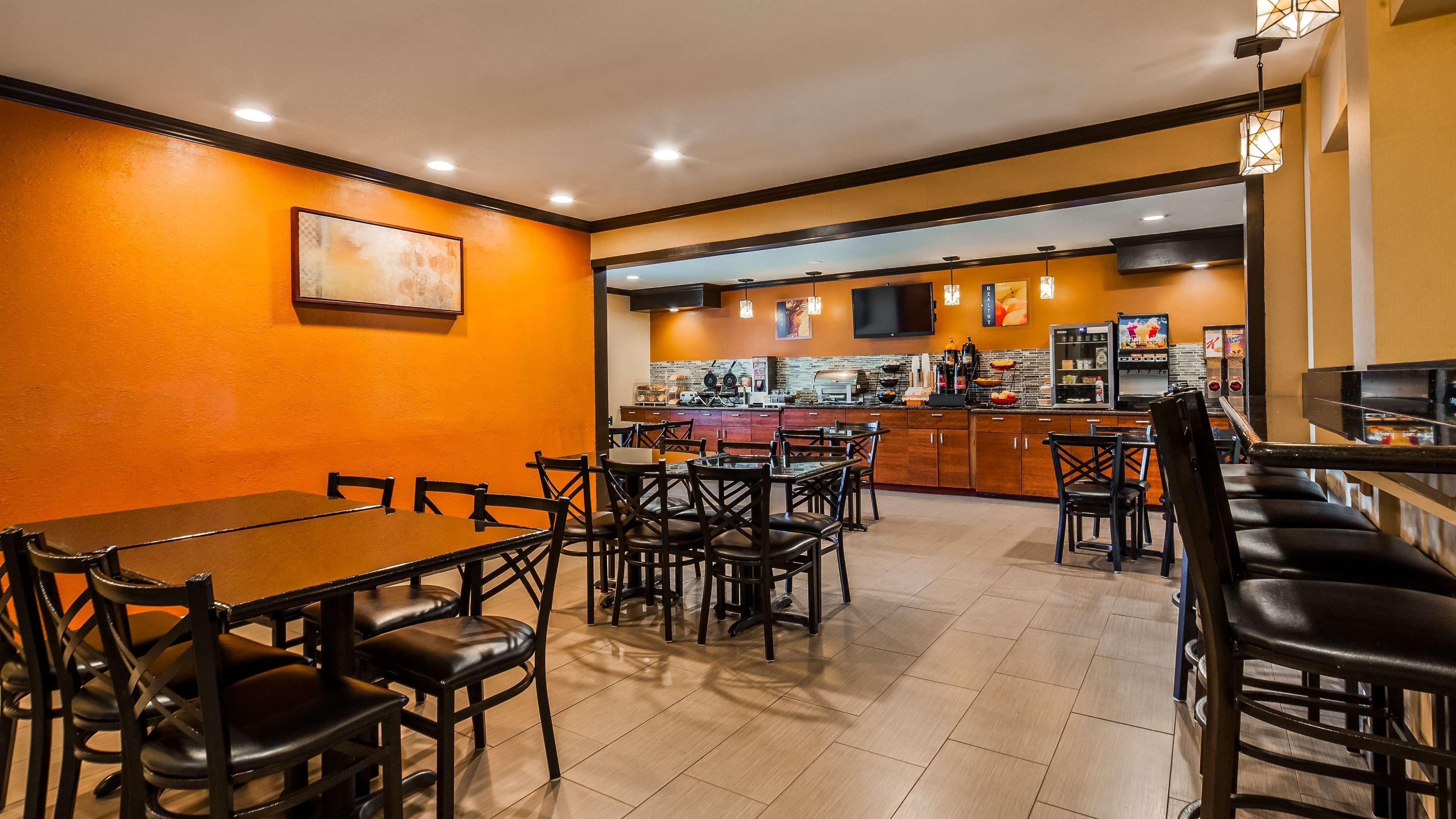 Best Western Plus Twin View Inn And Suites Redding Εξωτερικό φωτογραφία