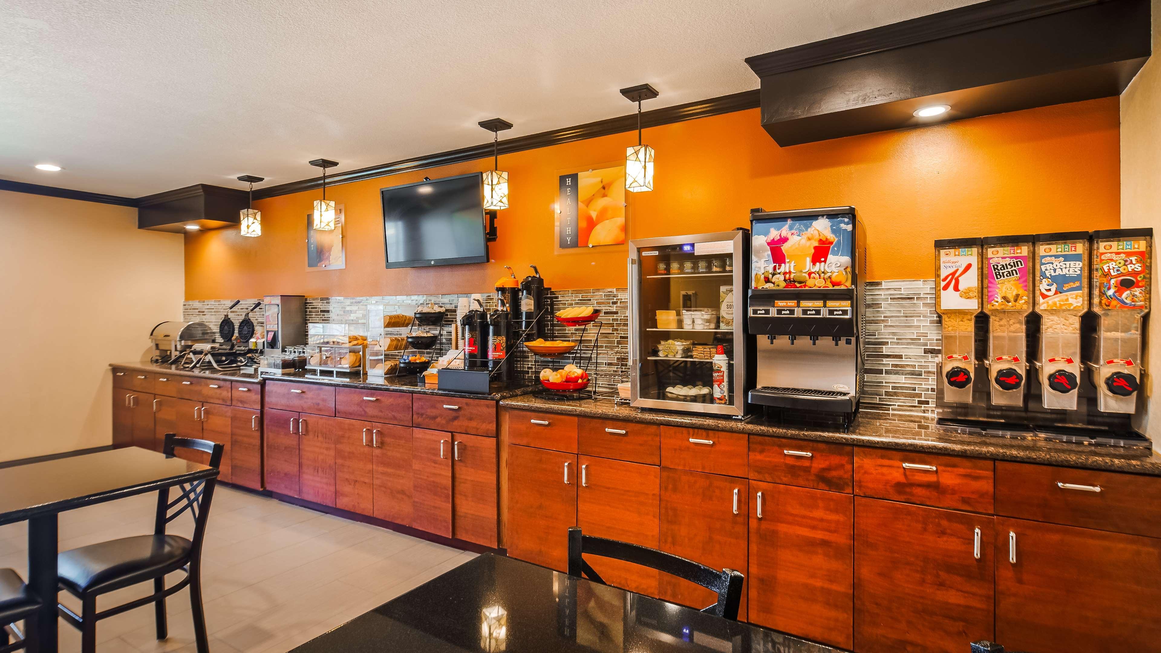 Best Western Plus Twin View Inn And Suites Redding Εξωτερικό φωτογραφία