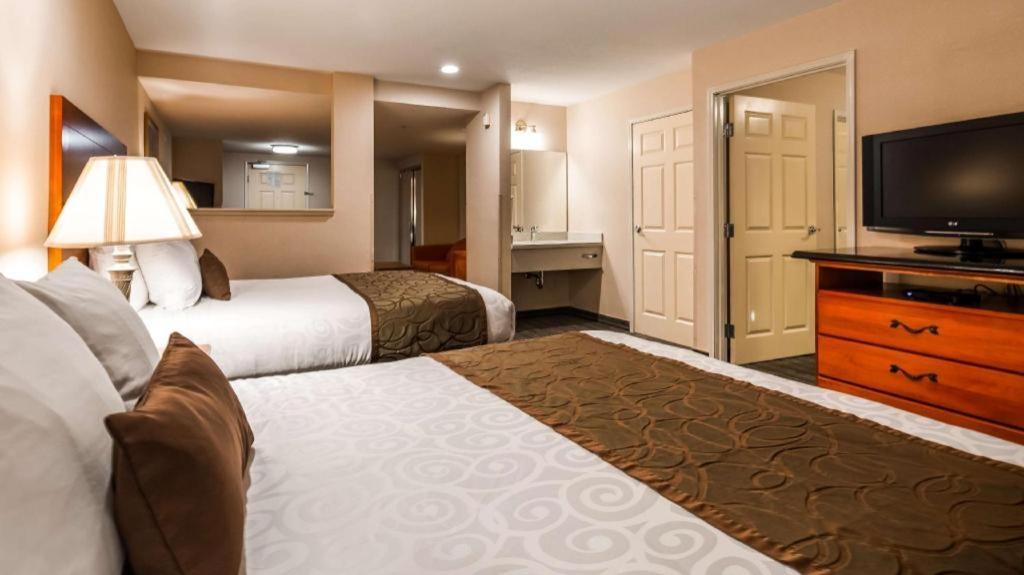 Best Western Plus Twin View Inn And Suites Redding Εξωτερικό φωτογραφία