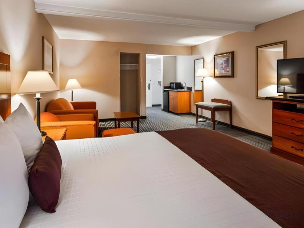 Best Western Plus Twin View Inn And Suites Redding Εξωτερικό φωτογραφία