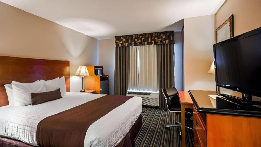 Best Western Plus Twin View Inn And Suites Redding Εξωτερικό φωτογραφία