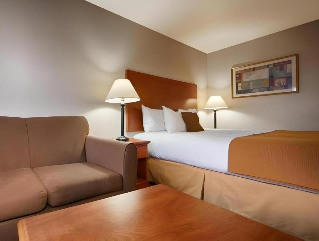 Best Western Plus Twin View Inn And Suites Redding Εξωτερικό φωτογραφία