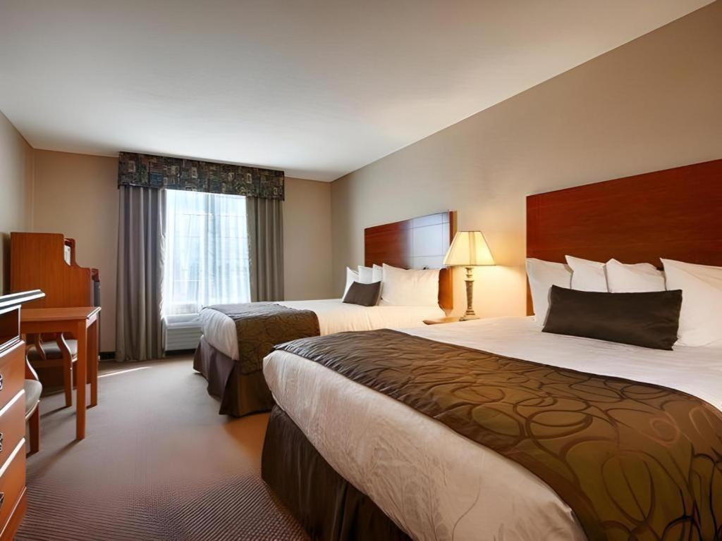 Best Western Plus Twin View Inn And Suites Redding Εξωτερικό φωτογραφία
