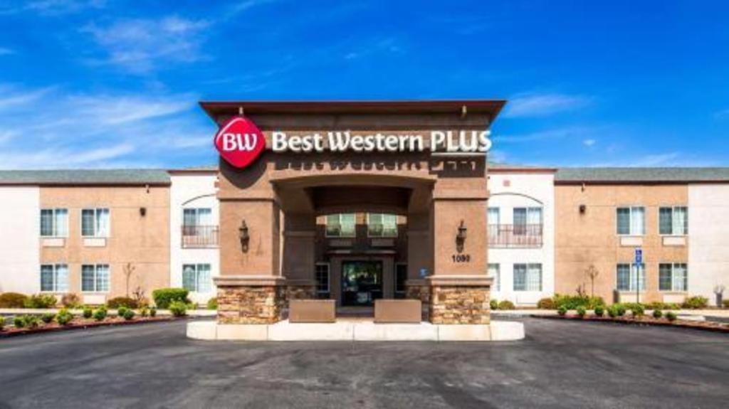 Best Western Plus Twin View Inn And Suites Redding Εξωτερικό φωτογραφία