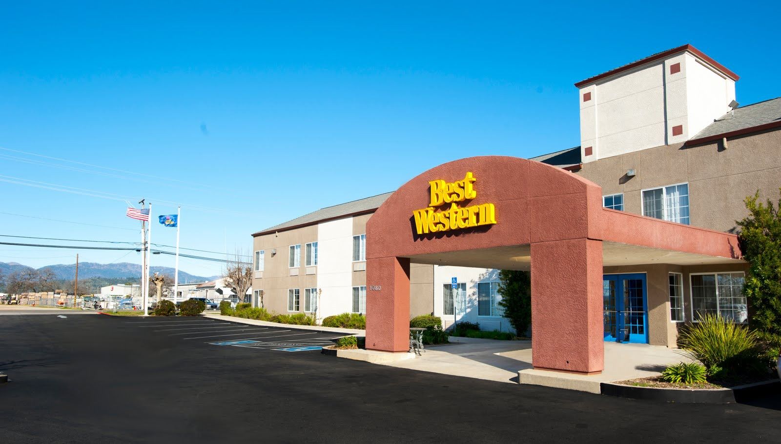 Best Western Plus Twin View Inn And Suites Redding Εξωτερικό φωτογραφία